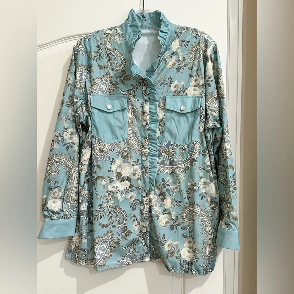 New Floral Paisley Button-Up Blouse - Picture 1 of 5